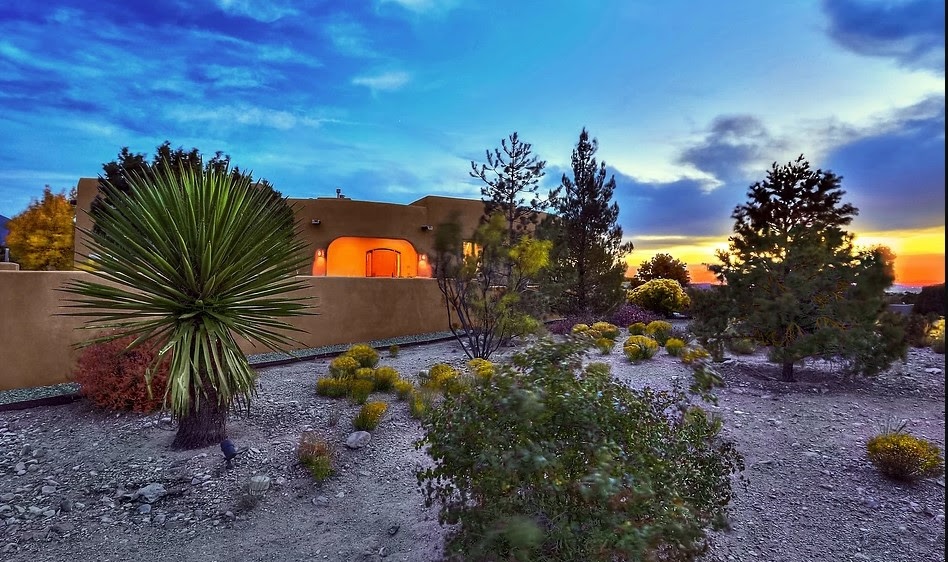 2025 Home Show Santa Fe house exterior.