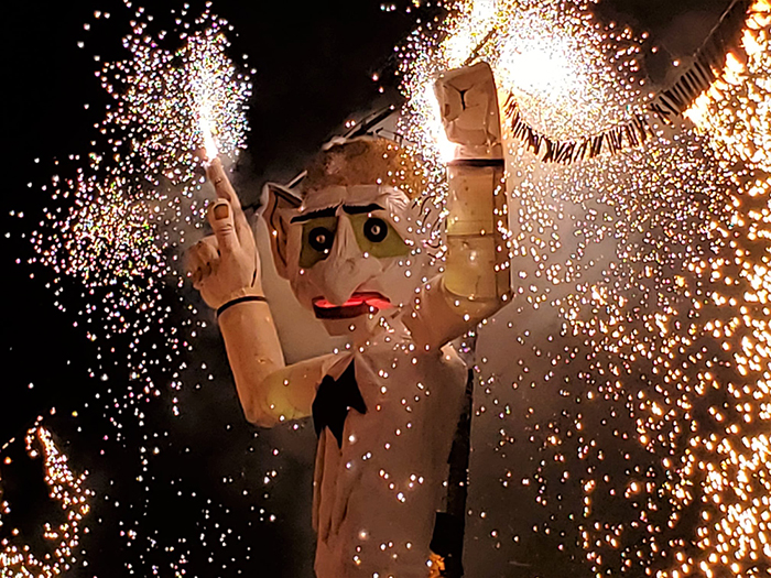 zozobra on fire