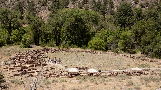 Bandelier-ranger-talk-2